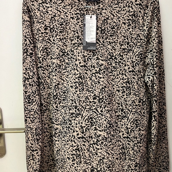 Mark & spencer animal print top ! - Picture 5 of 5